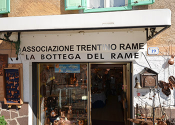 Artigianato Moena: La bottega del rame