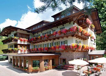 B&B/Garnì 3 stelle Moena: Hotel Europa