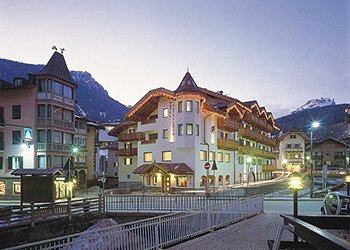 Hotel 3 stelle S Moena: Hotel Cavalletto