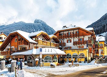 Hotel 4 stars Moena: Leading Relax Hotel Maria