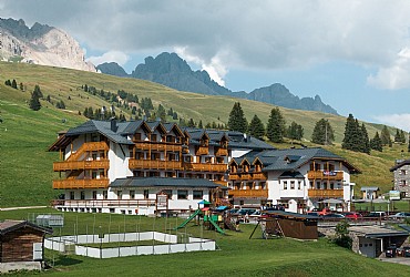 Hotel 3 stelle Moena: Hotel San Marco