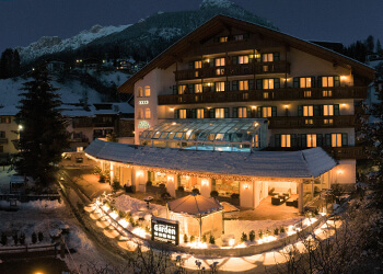 Hotel 4 stars Moena: Hotel Garden