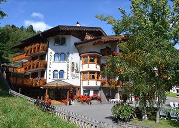 Hotel 3 stelle S Moena: Hotel La Soldanella