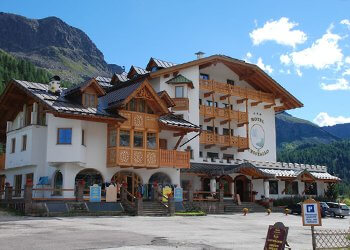 Hotel 3 stelle S Moena: Hotel Cristallo