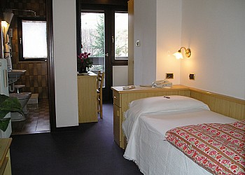 Hotel 2 stars in Moena - Rooms - Photo ID 1198