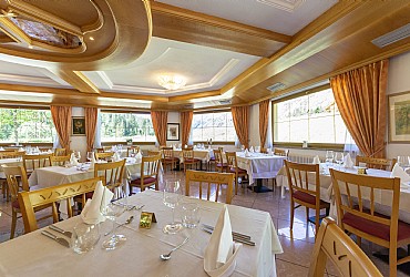 Hotel 3 stelle a Moena - Ristorante - ID foto 1539