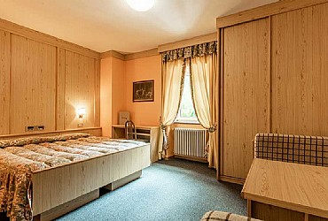 Hotel 3 stelle S a Moena - Camere - ID foto 1739