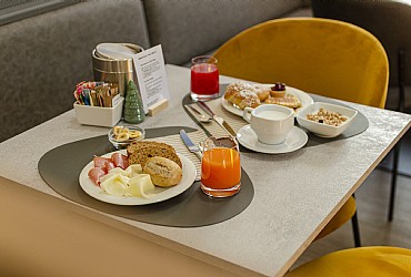 B&B 3 stars in Moena - Breakfast - Photo ID 1771