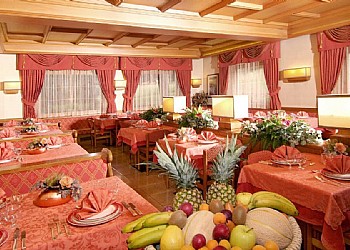Hotel 3 stars in Moena - Restaurant - Photo ID 960